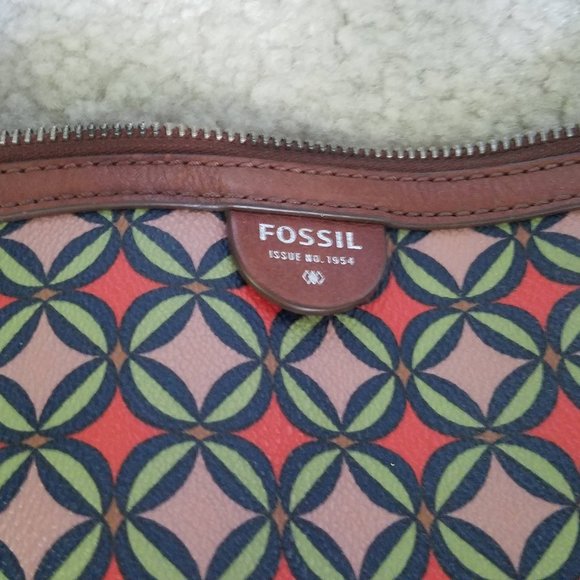 Geometric Pattern Zipper Fossil Rachel Tote Bag - Picture 2 of 9